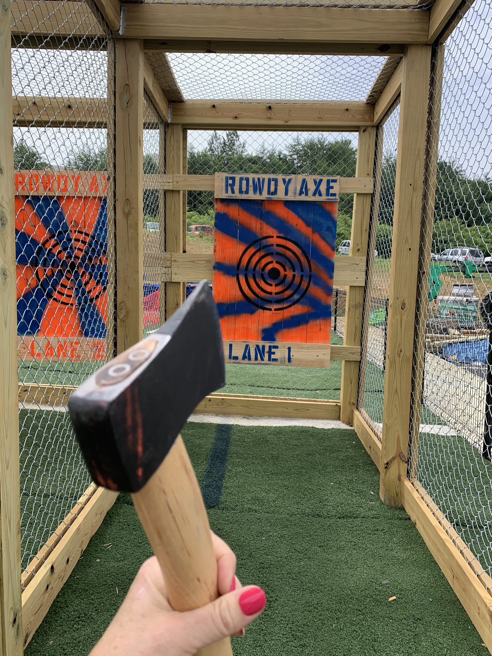 rowdy bear axe throwing