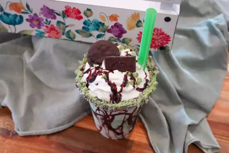 milkshake at sugar bears cafe and creamery
