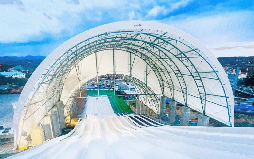 canopy at rowdy bear's smoky mountain snowpark