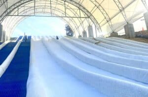pigeon forge snow tubing hill at rowdy bear's smoky mountain snowpark