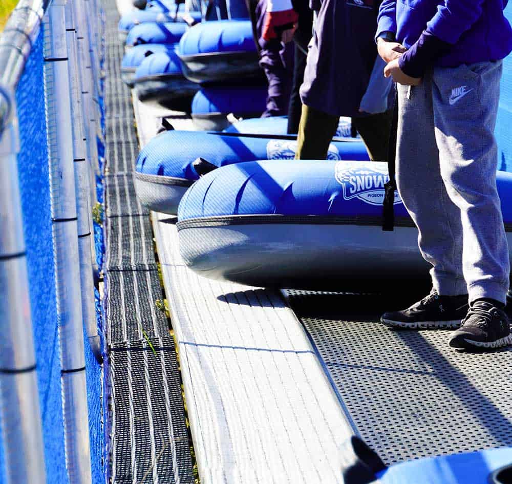 rowdy bear snow tubing